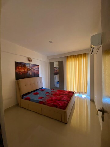 Bedroom in 4 BHK Apartment at Shalimar One World Valencia County, Gomti Nagar – for Sale