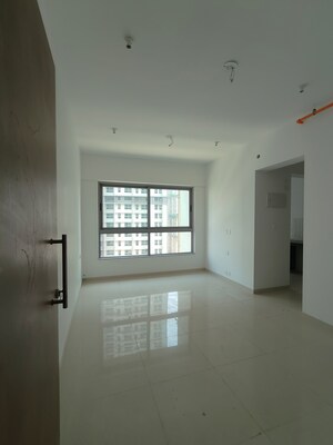 1 BHK Apartment For Rent in Kalpataru Immensa, Kolshet Road