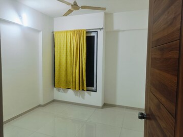 Room in 2 BHK Apartment at Shubh Shagun, Kharadi – for Rent