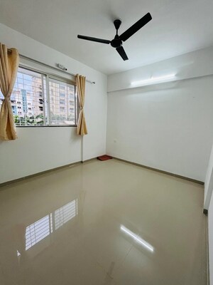 Room in 1 BHK Apartment at Shri Jagdamba CHS, Wadgaon Sheri – for Rent