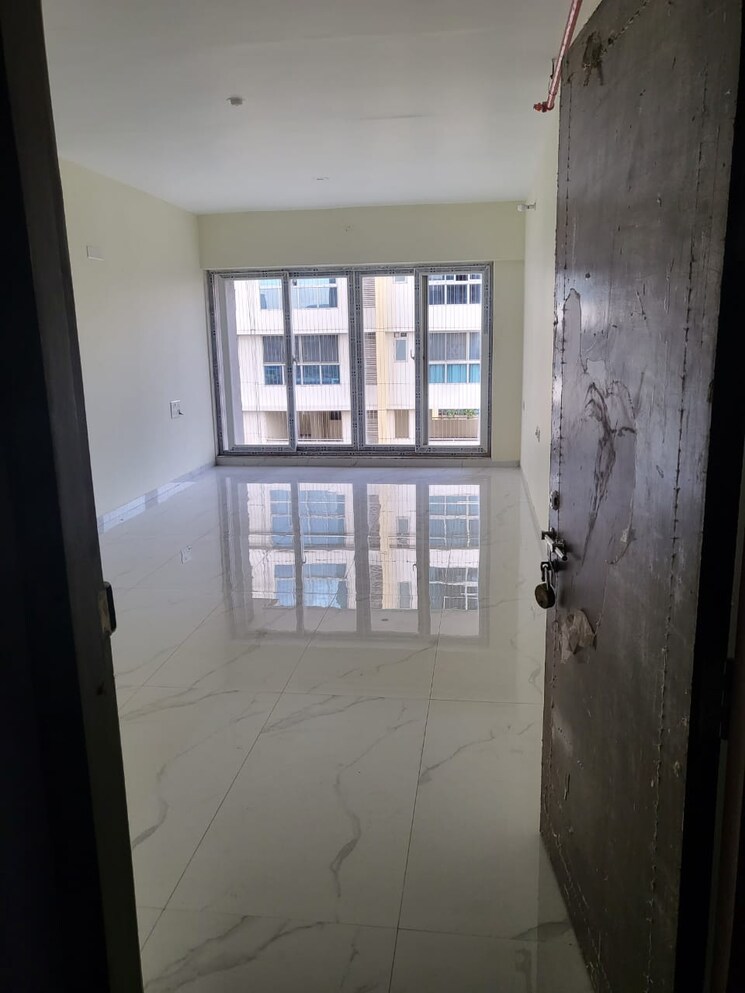 Room, sanghvi-aaditya-elegance Commercial Showroom 3200 Sq.Ft. In Matunga West Mumbai 9722535