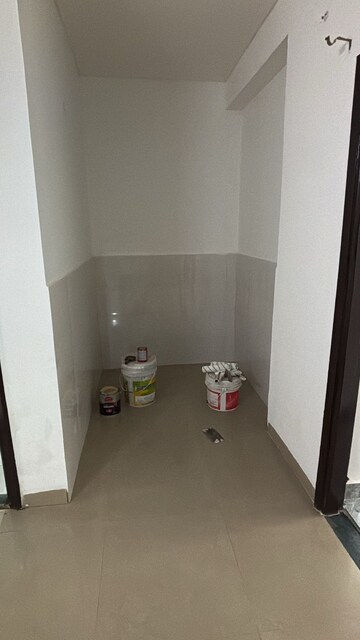 Furnished Amenities in 4 BHK Builder Floor at BPTP Park Elite Floors, Sector 85 – for Sale