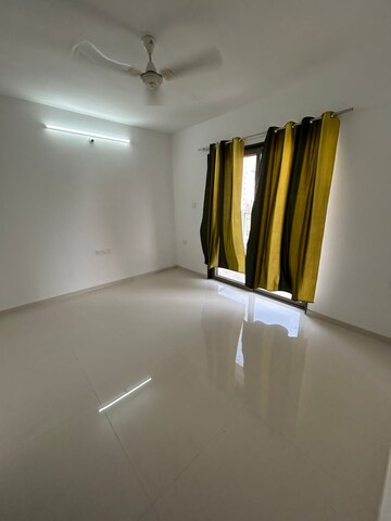 Furnished Amenities in 2 BHK Apartment at HS Lagom Homes, Wakad – for Rent