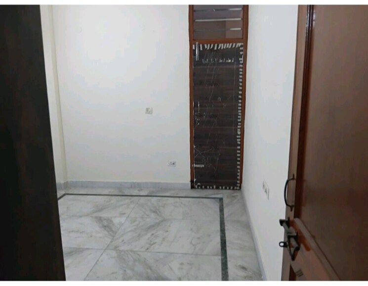 Room, beta ii greater noida 2 Bedroom 60 Sq.Mt. Independent House In Beta Ii Greater Noida Greater Noida 9722650