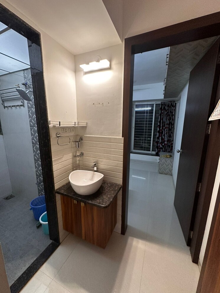 Bathroom, sumana-green-basil 2 Bedroom 758 Sq.Ft. Apartment In Baner Pune 9722697