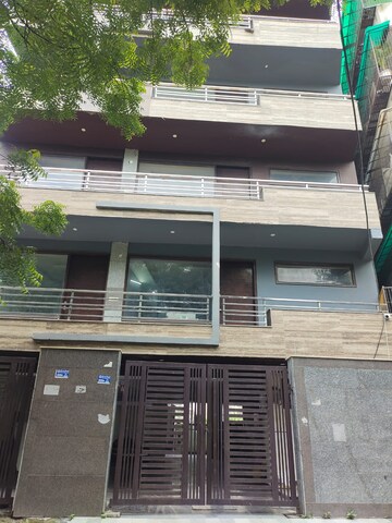 3 BHK Builder Floor – Exterior View View at Srishti Greenfield Homes, Green Fields Colony - for Rent