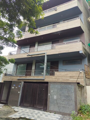 3 BHK Builder Floor – Exterior View View at Srishti Greenfield Homes, Green Fields Colony - for Rent