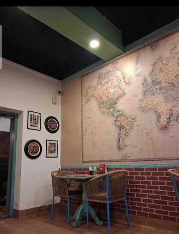 Bedroom in  Showroom at Gariahat – for Rent