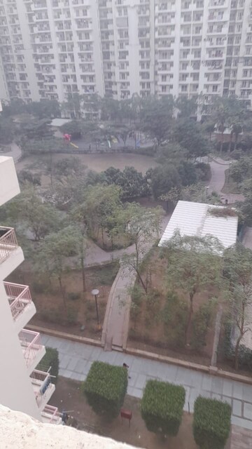 3 BHK Apartment – Garden View at Express Zenith, Sector 77 - for Rent