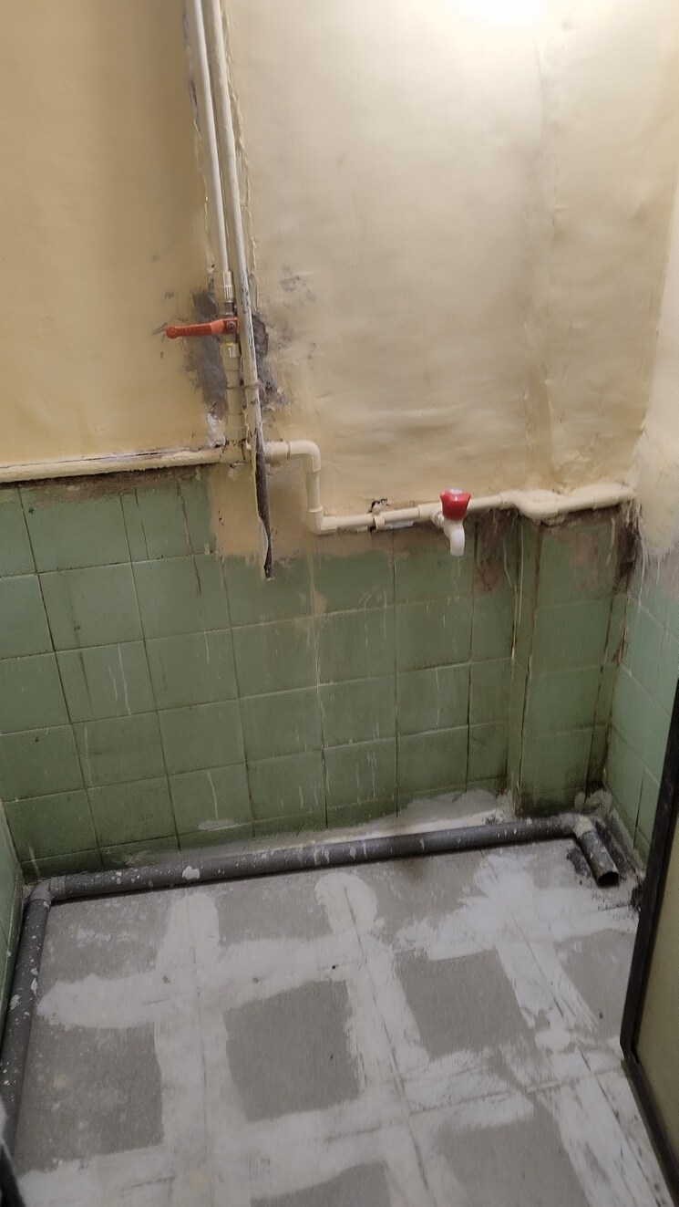 Bathroom, akvira-sitaram-chhaya Studio 325 Sq.Ft. Apartment In Dombivli West Thane 9722828