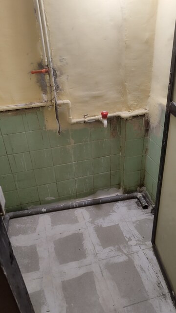 Bathroom in Studio Apartment at Akvira Sitaram Chhaya, Dombivli West – for Rent