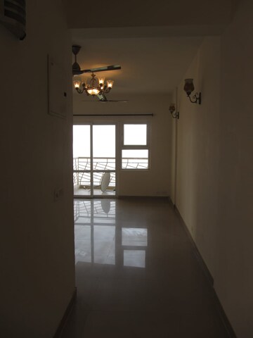 Room in 2 BHK Apartment at BPTP Princess Park, Sector 86 – for Rent