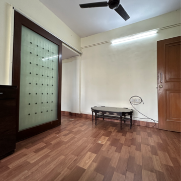 Room in 1 BHK Apartment at Lokhandwala Breeze Apartments, Lokhandwala Complex – for Rent