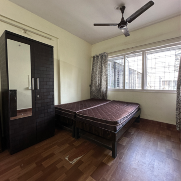 Living Room in 1 BHK Apartment at Lokhandwala Breeze Apartments, Lokhandwala Complex – for Rent