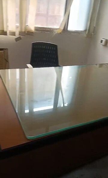 Furnished Amenities in  Warehouse at Park Street – for Rent