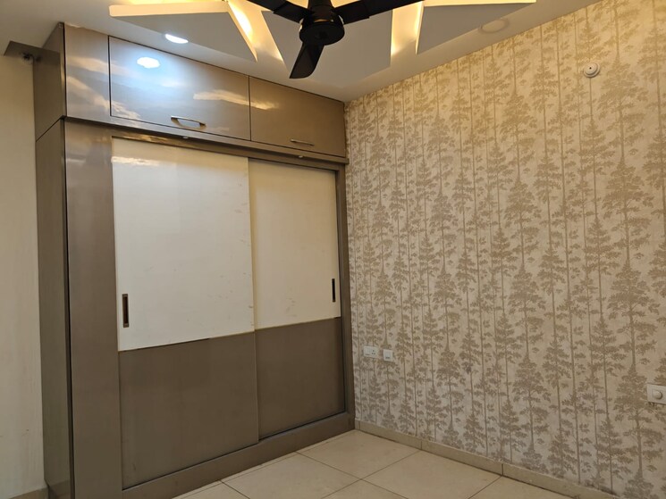 Room, marina-skies 3 Bedroom 1650 Sq.Ft. Apartment In Hi Tech City Hyderabad 9722892