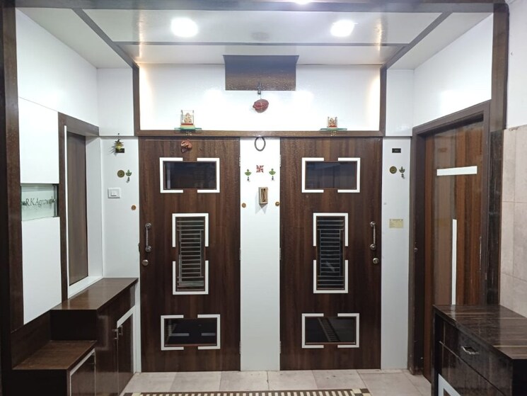 Room, regency-estate 5 Bedroom 1550 Sq.Ft. Apartment In Dombivli East Thane 9722897