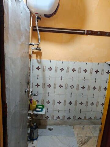 Bathroom in 1 BHK Apartment at Park Street – for Sale