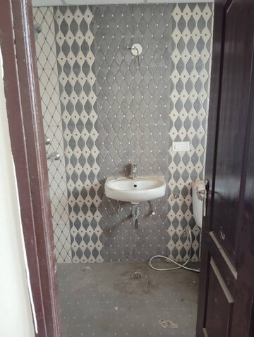 Bathroom in 3 BHK Apartment at Radicon Vedantam, Sector 16c Greater Noida – for Rent