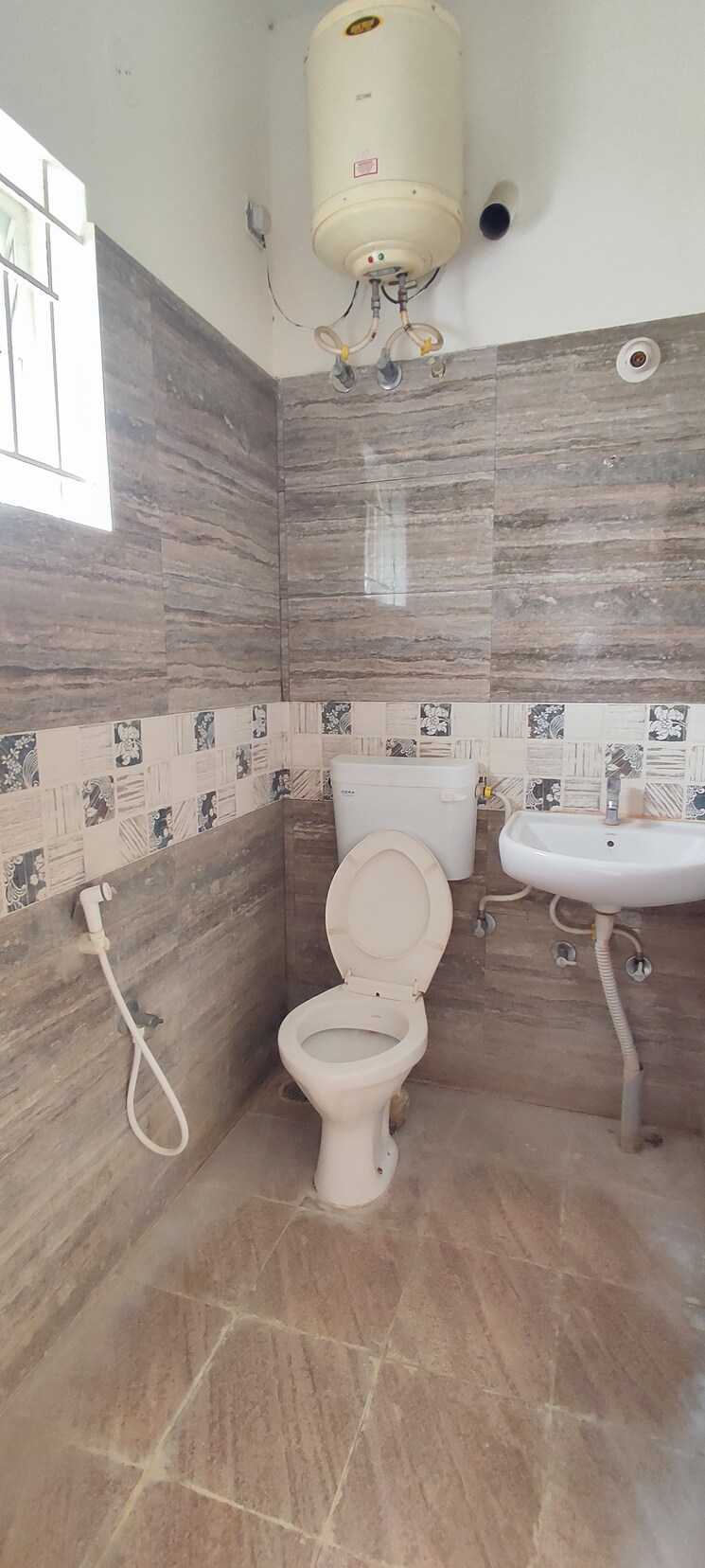 Bathroom, crescent-classic 2 Bedroom 1180 Sq.Ft. Builder Floor In Btm Layout Bangalore 9722981