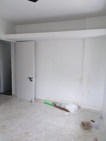 Room in 3 BHK Apartment at DSK Raanwara, Bavdhan – for Rent