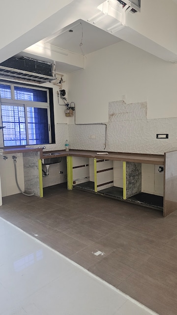 Furnished Amenities in 2.5 BHK Apartment at Vasant Fiona, Pokhran Road No Two – for Sale