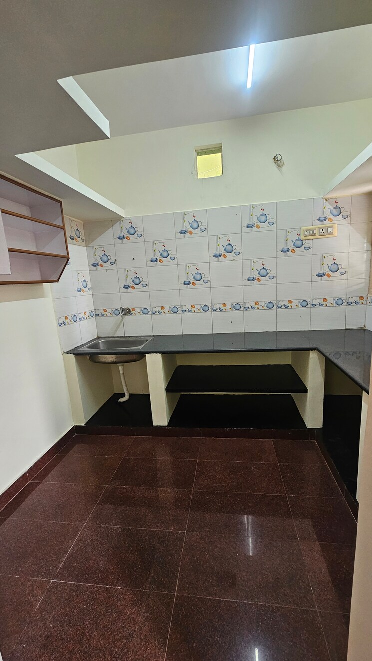 Master Bedroom, happy-homes-btm-layout 2 Bedroom 900 Sq.Ft. Builder Floor In Btm Layout Bangalore 9723016