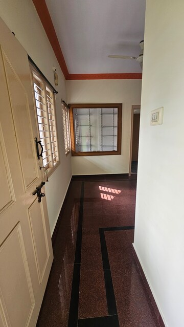 Bedroom in 2 BHK Builder Floor at Happy Homes BTM Layout, Btm Layout – for Rent