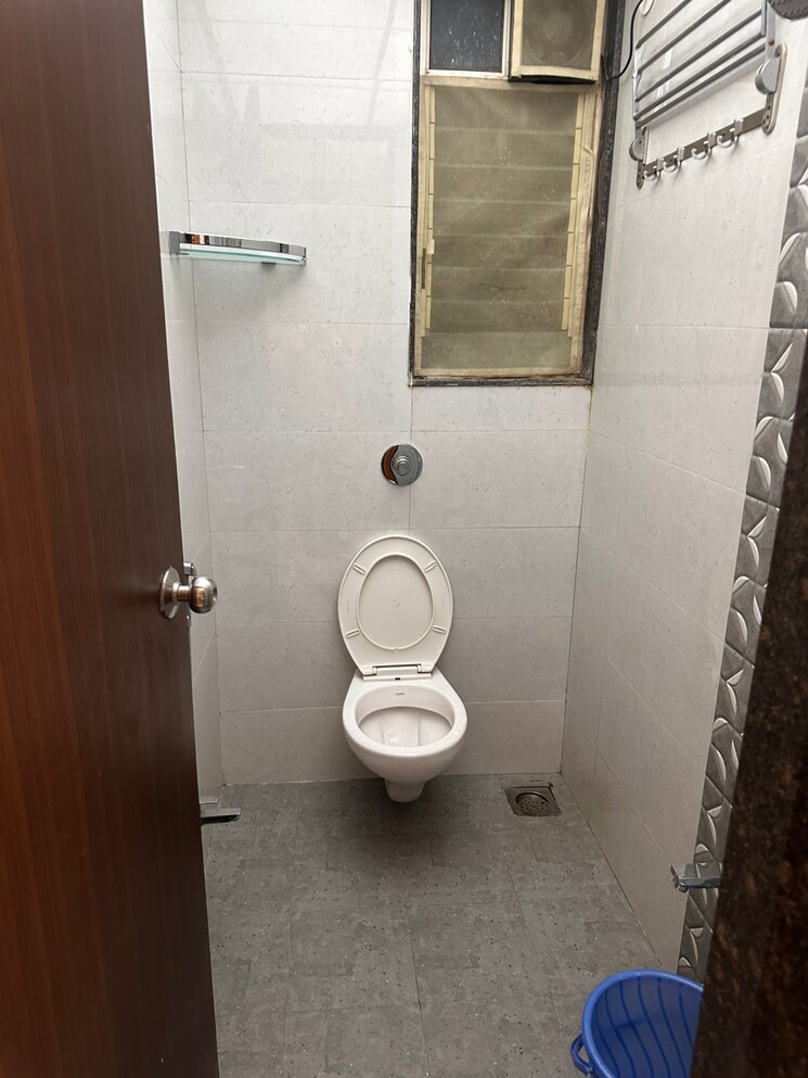 Bathroom, sumana-green-basil 2 Bedroom 758 Sq.Ft. Apartment In Baner Pune 9723019