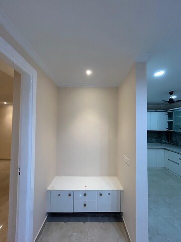 Room in 4 BHK Builder Floor at Green Fields Colony – for Sale