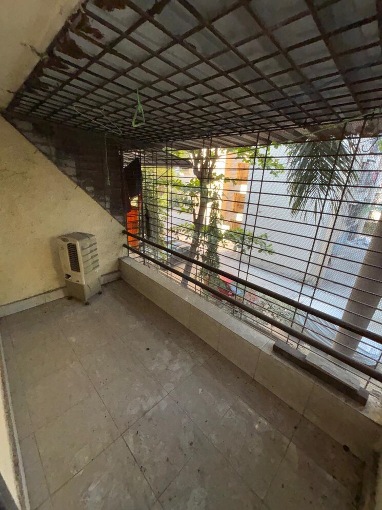 Balcony, kasturi-tower Studio 675 Sq.Ft. Apartment In Airoli Sector 3 Navi Mumbai 9723054