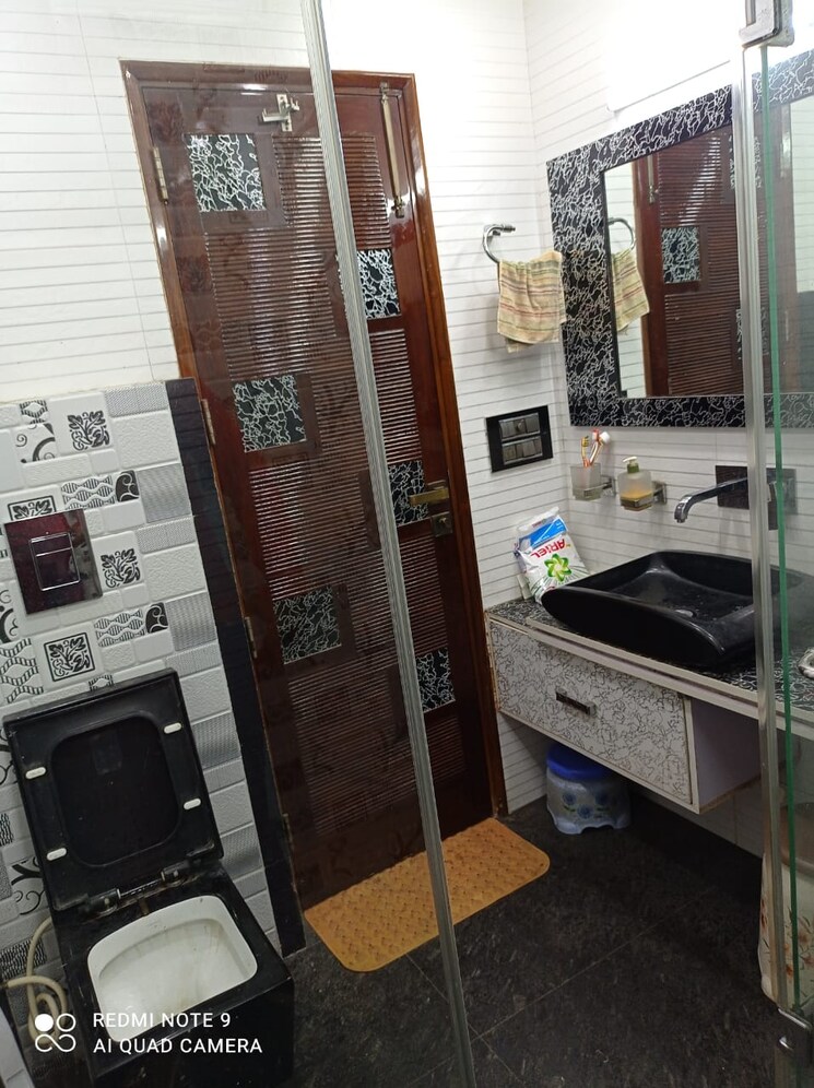 Attached Bathroom, prashant vihar 2 Bedroom 1000 Sq.Ft. Builder Floor In Prashant Vihar Delhi 9723065