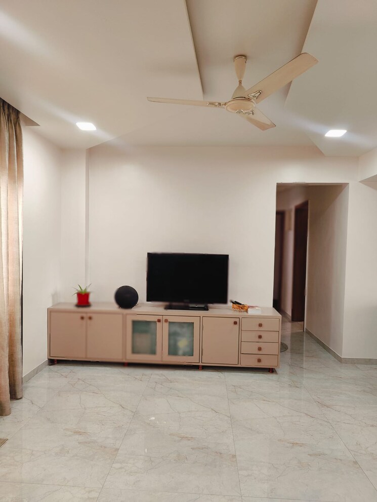Living Room, magarpatta-daffodils-apartment 3 Bedroom 1450 Sq.Ft. Apartment In Hadapsar Pune 9723090