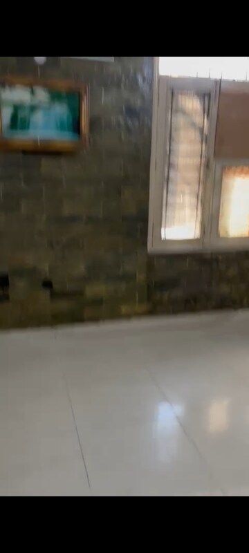 Room in 3 BHK Builder Floor at Rohini Sector 13 – for Rent