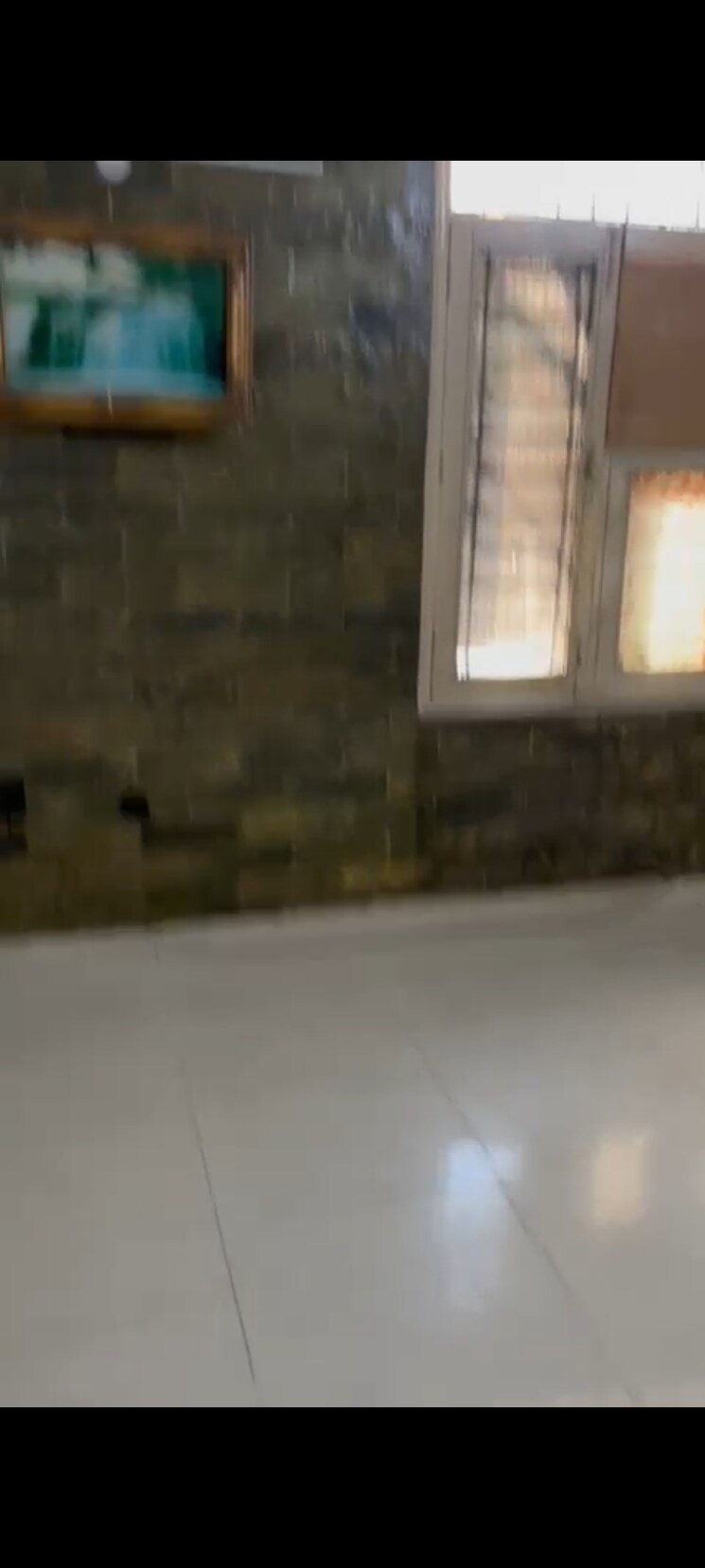 Room, rohini sector 13 3 Bedroom 1500 Sq.Ft. Builder Floor In Rohini Sector 13 Delhi 9723099