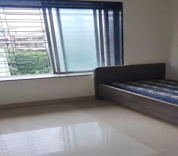 Room in 4 BHK Apartment at Dadar East – for Sale