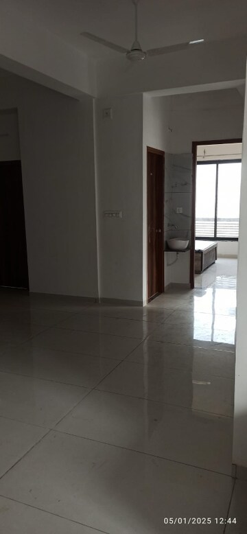 Living Room in 3 BHK Apartment at Chandkheda – for Rent