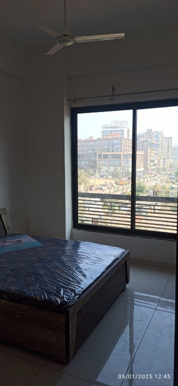 Room in 3 BHK Apartment at Chandkheda – for Rent