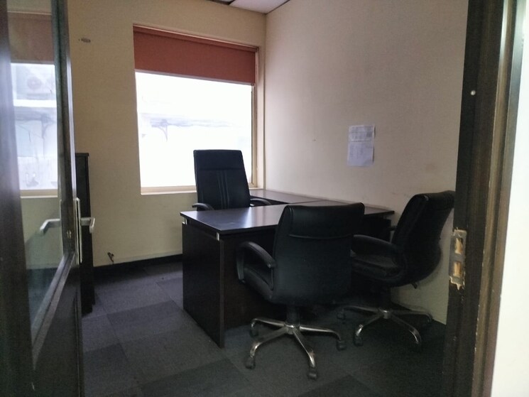 Living Room, sector 7 Commercial Office Space 1000 Sq.Ft. In Sector 7 Noida 9723138