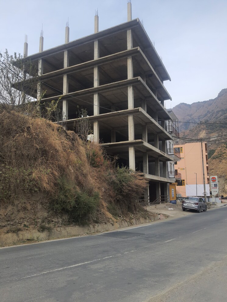 Cover Image, thoeg 6+ Bedroom 10000 Sq.Ft. Independent House In Thoeg Shimla 9723161