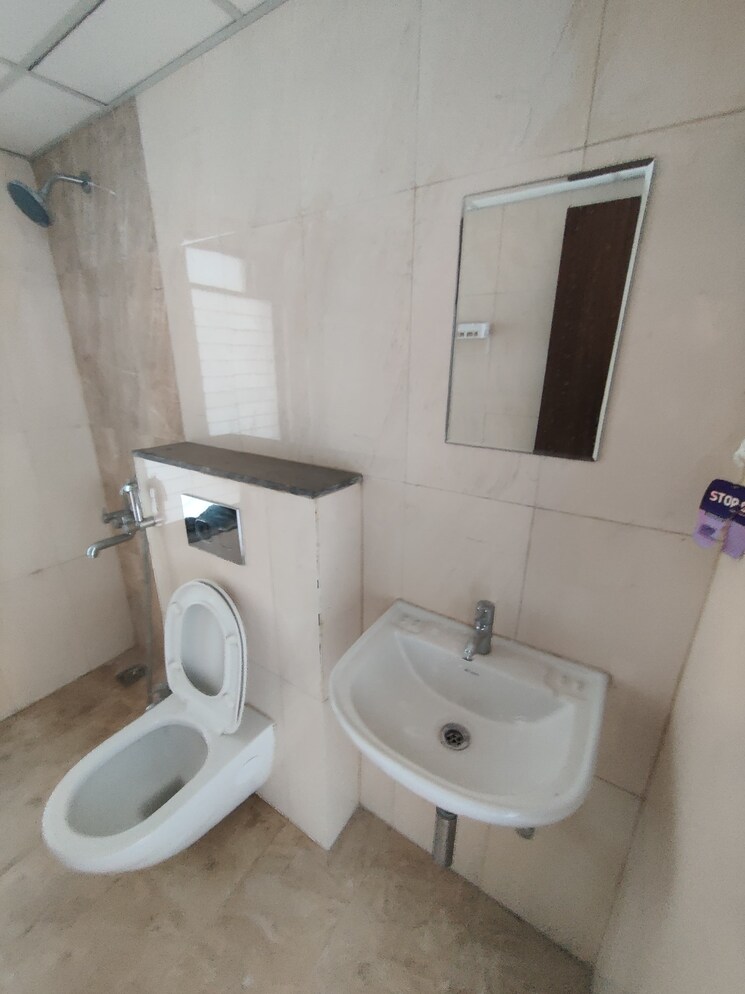 Bathroom, duville-riverdale-heights 1 Bedroom 508 Sq.Ft. Apartment In Kharadi Pune 9723193