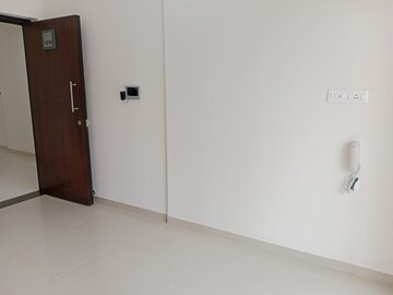 Room in 1 BHK Apartment at Duville Riverdale Suites, Kharadi – for Rent