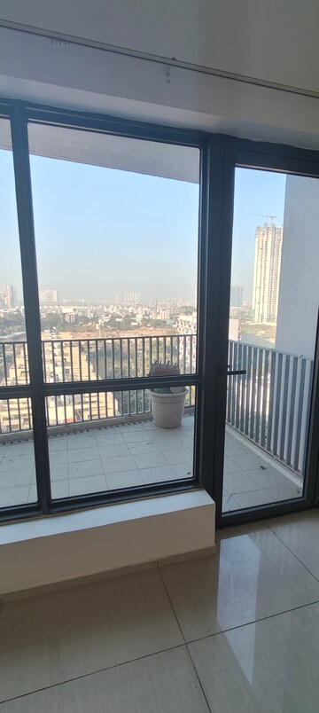 2 BHK Apartment For Rent in Ireo Skyon, Sector 60