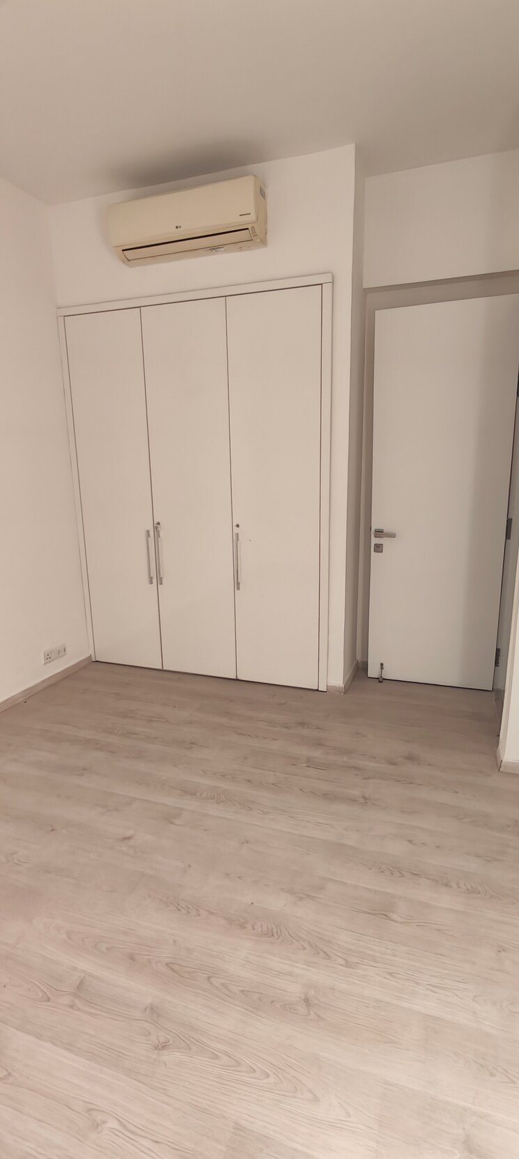 Room, ireo-skyon 3 Bedroom 2045 Sq.Ft. Apartment In Sector 60 Gurgaon 9723247