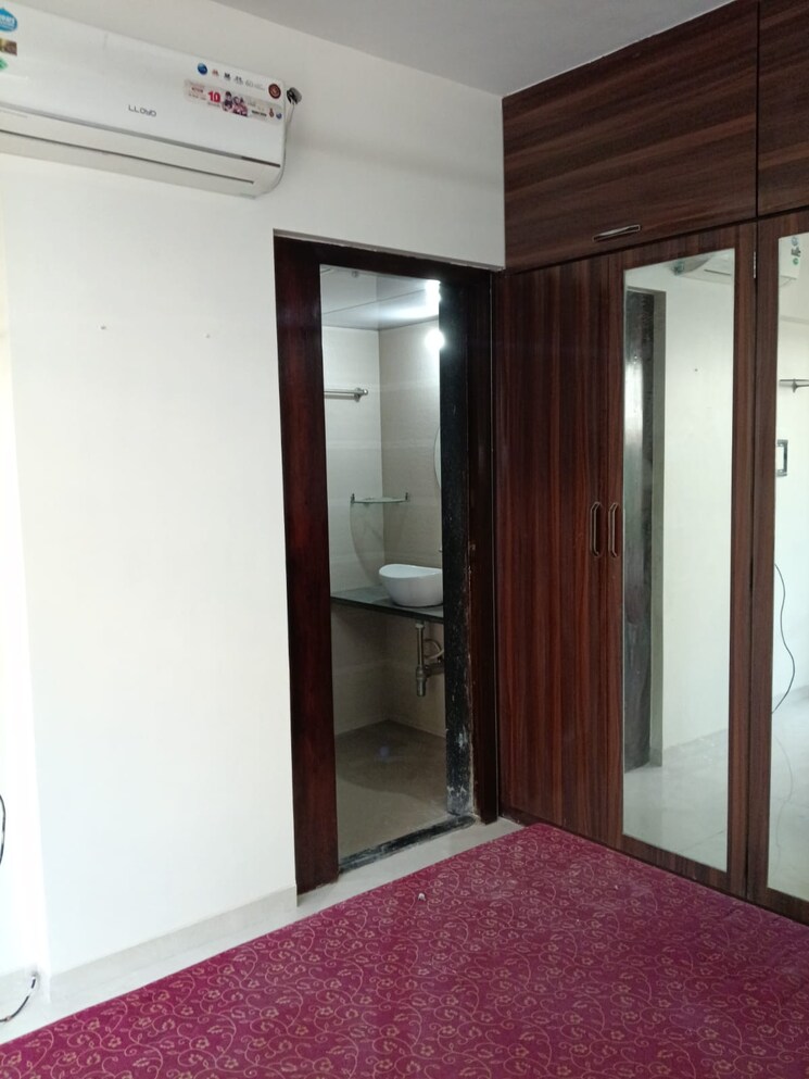 Room, andheri east 1.5 Bedroom 550 Sq.Ft. Apartment In Andheri East Mumbai 9723251