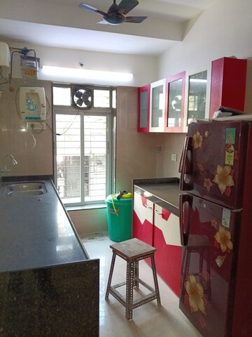 Team Area in 1.5 BHK Apartment at Andheri East – for Rent