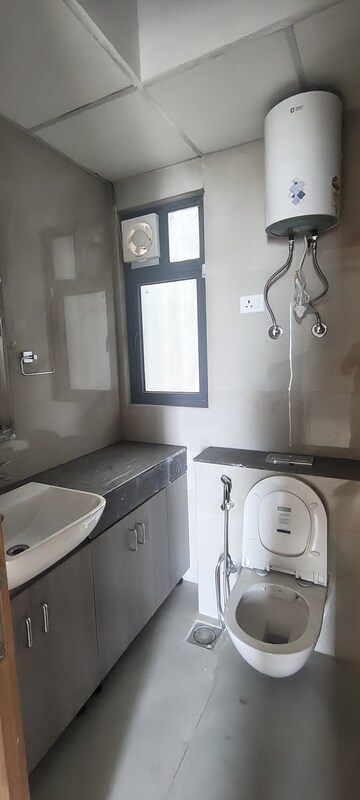 Bathroom in 3.5 BHK Apartment at Conscient Hines Elevate, Sector 59 – for Sale