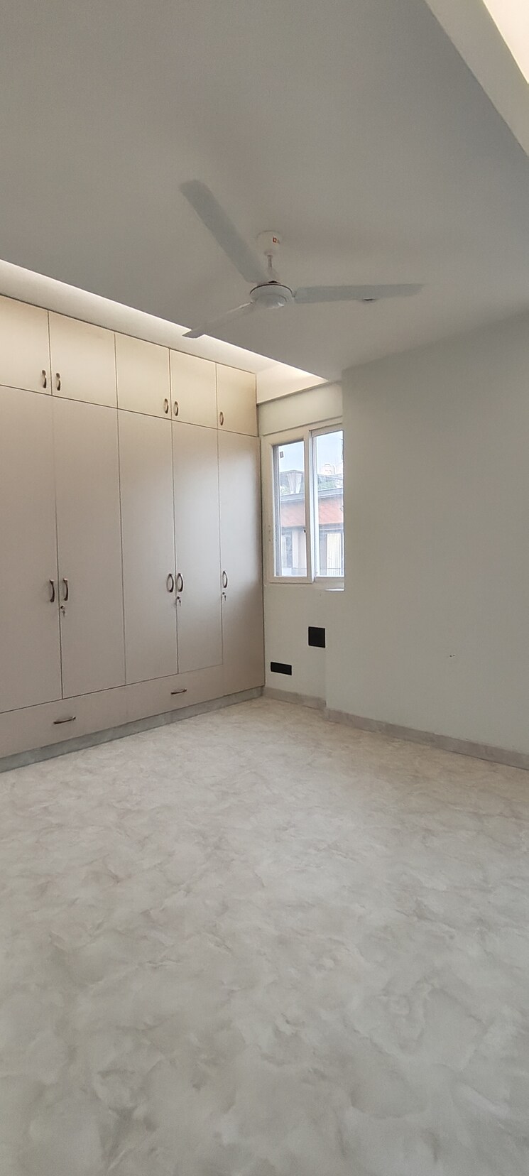 Room, emaar-mgf-emerald-hills 4 Bedroom 270 Sq.Yd. Builder Floor In Sector 65 Gurgaon 9723358