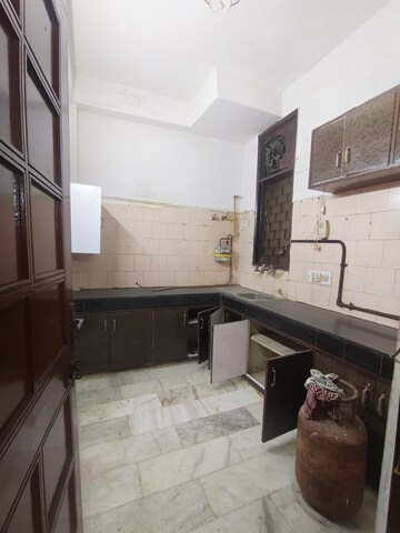 Kitchen in 3 BHK Builder Floor at Shivalik Colony – for Rent