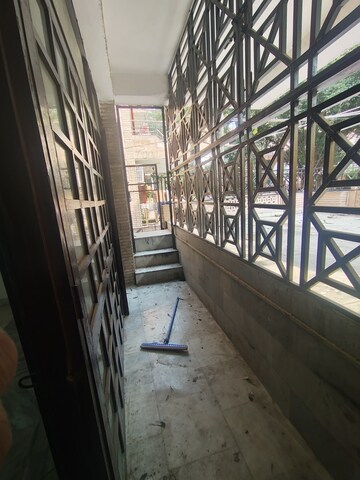 Balcony in 3 BHK Builder Floor at Shivalik Colony – for Rent